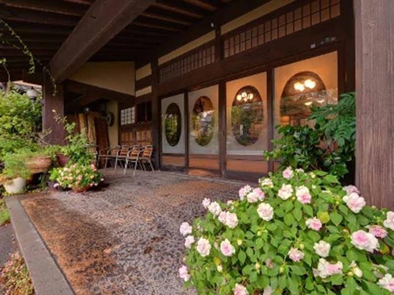 Enokiya Ryokan Юфу Экстерьер фото